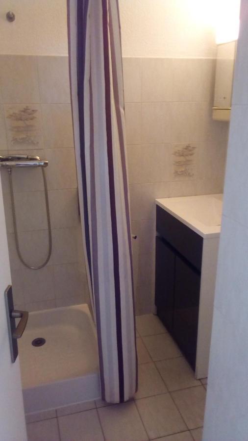 Studio De 27 M² + 70 M² De Jardin A 100 M Des Plages 카발레르쉬르메르 외부 사진